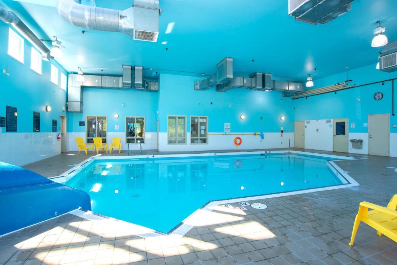 Sandman Hotel And Suites Сквоміш Екстер'єр фото