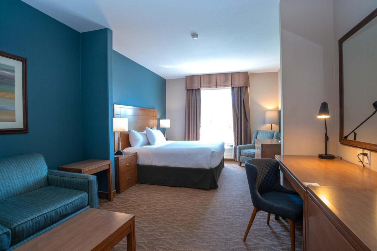 Sandman Hotel And Suites Сквоміш Екстер'єр фото