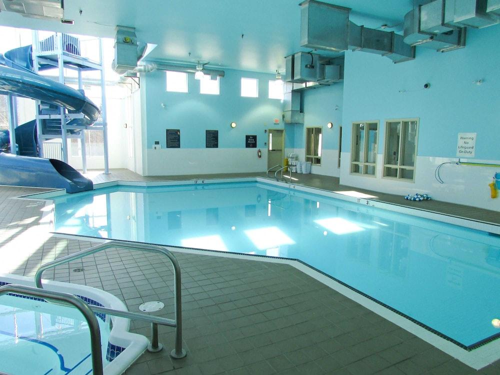 Sandman Hotel And Suites Сквоміш Екстер'єр фото