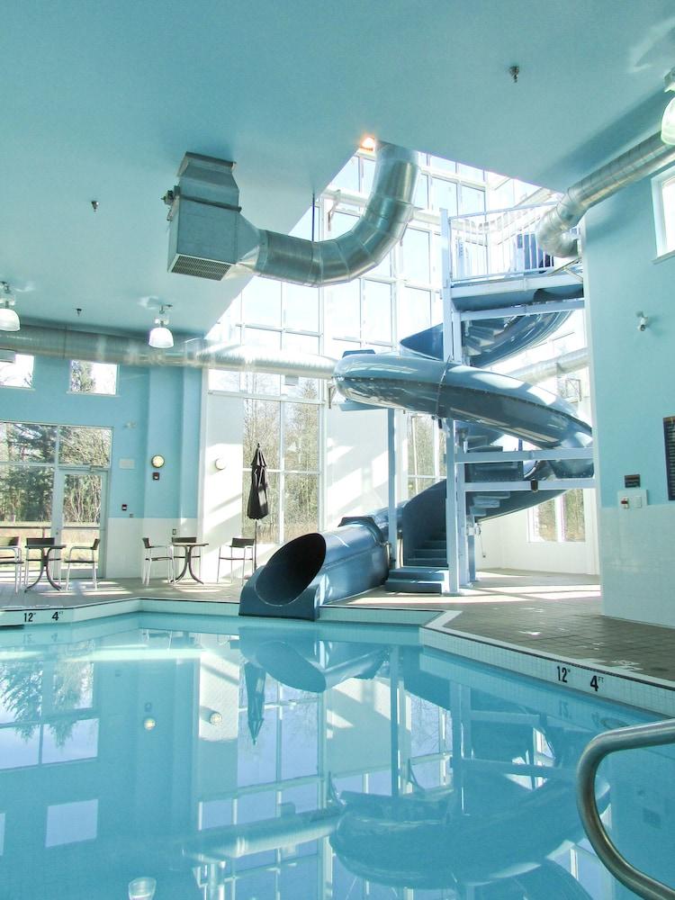 Sandman Hotel And Suites Сквоміш Екстер'єр фото